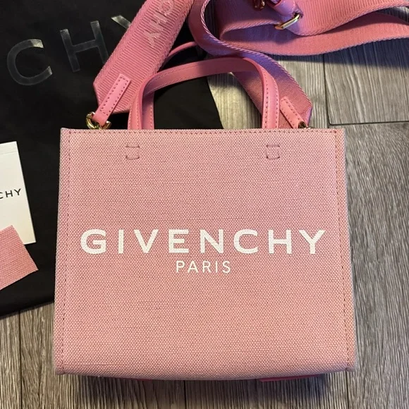 Givenchy Sling Authentic - Picture 2 of 15